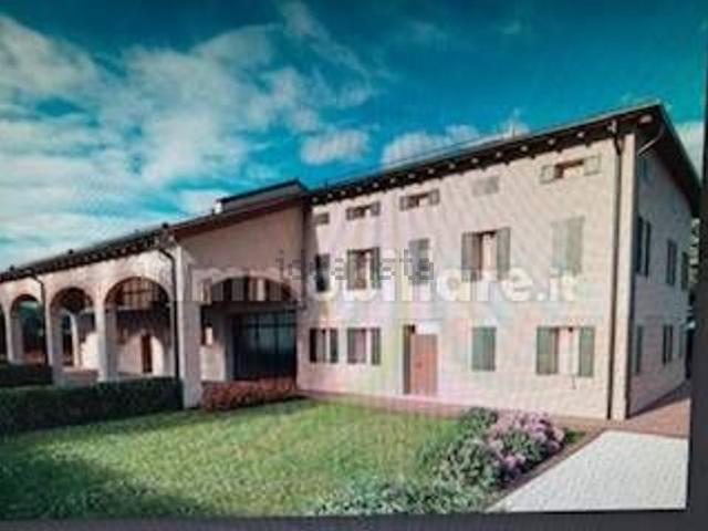 Villetta bifamiliare in vendita di 156 m² in Strada Chiesa di Castelnovo, 15