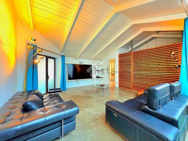 Villetta bifamiliare in vendita di 156 m² in Via XX Settembre, 5