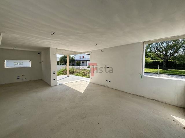 Villetta bifamiliare in vendita di 156 m²