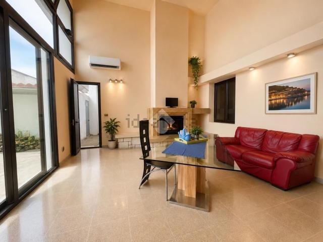 Villetta bifamiliare in vendita di 159 m² in Via San Domenico, 10