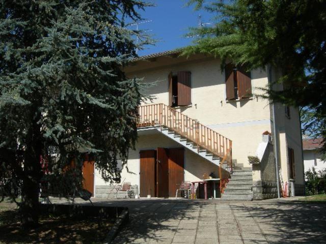 Villetta bifamiliare in vendita di 163 m² in Via Rosola