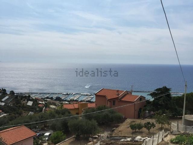 Villetta bifamiliare in vendita di 160 m² in Strada Magnan Collabella