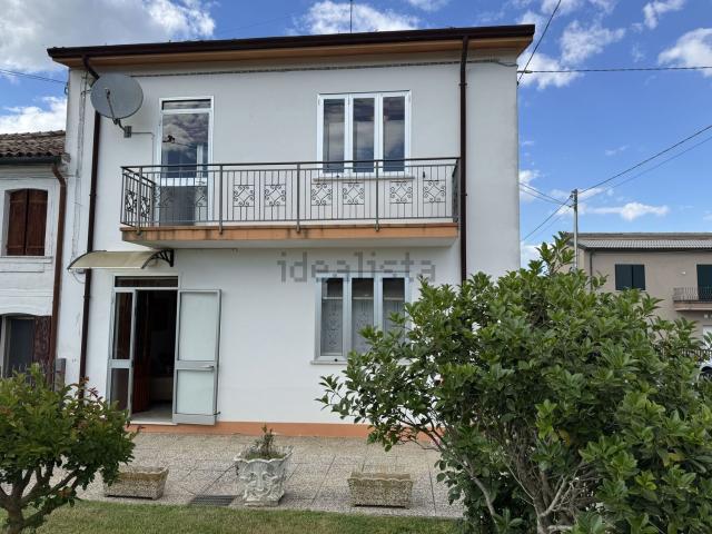 Villetta bifamiliare in vendita di 160 m² in Via Traversagno