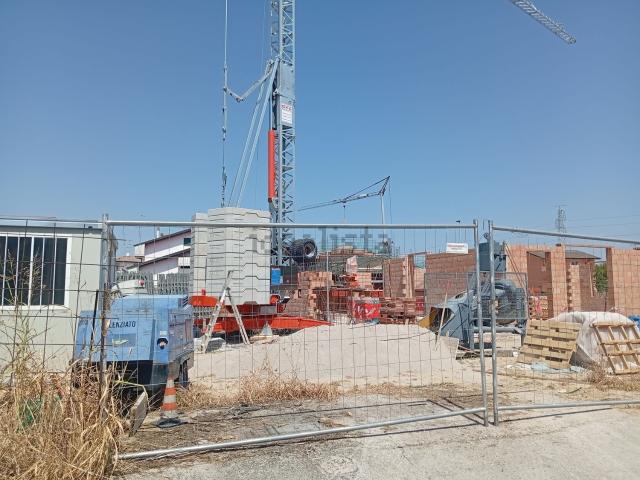 Villetta bifamiliare in vendita di 160 m² in Via Valbauzzo
