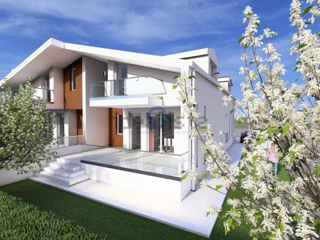 Villetta bifamiliare in vendita di 160 m² in Via Antonio Izzi De Falenta, 78