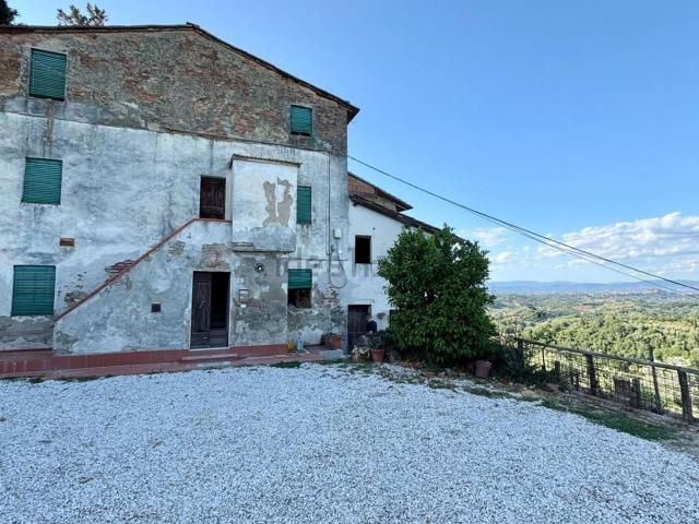 Villetta bifamiliare in vendita di 160 m² in Via Bucciano