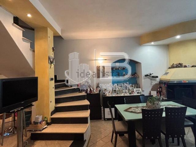 Villetta bifamiliare in vendita di 160 m² in Via Castagnola di Sotto