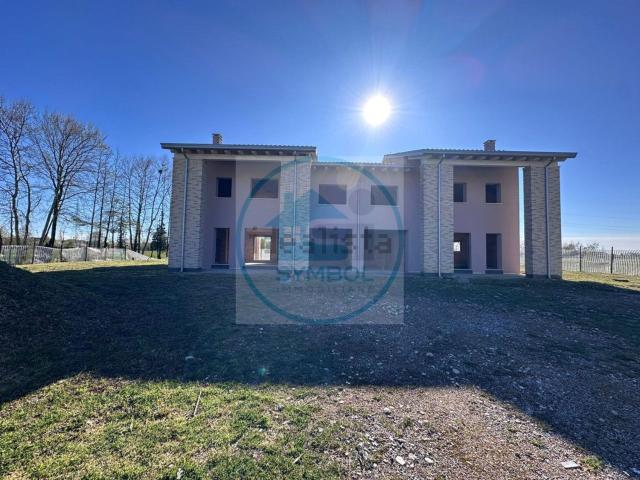 Villetta bifamiliare in vendita di 160 m² in Via Giovanni Verga