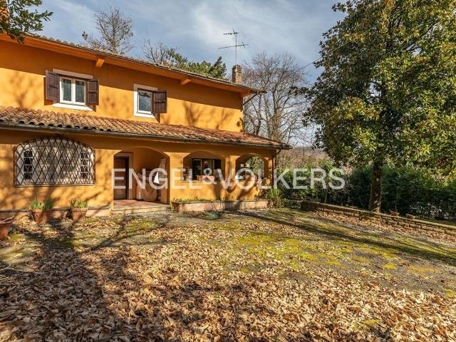 Villetta bifamiliare in vendita di 160 m² in Via Dei Sanniti