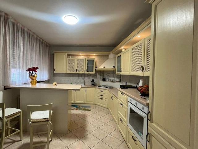 Villetta bifamiliare in vendita di 160 m² in Via Feluca al C 14