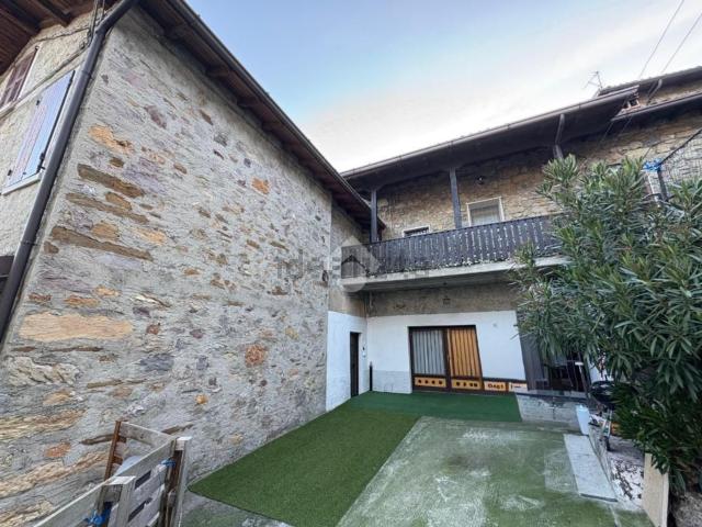 Villetta bifamiliare in vendita di 160 m² in Via Giuseppe Verdi