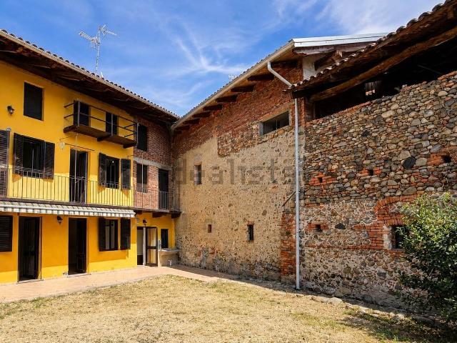 Villetta a schiera in vendita di 160 m² in Via Guglielmo Marconi, 60