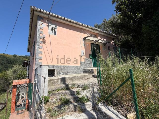 Villetta bifamiliare in vendita di 160 m² in Via Lodi