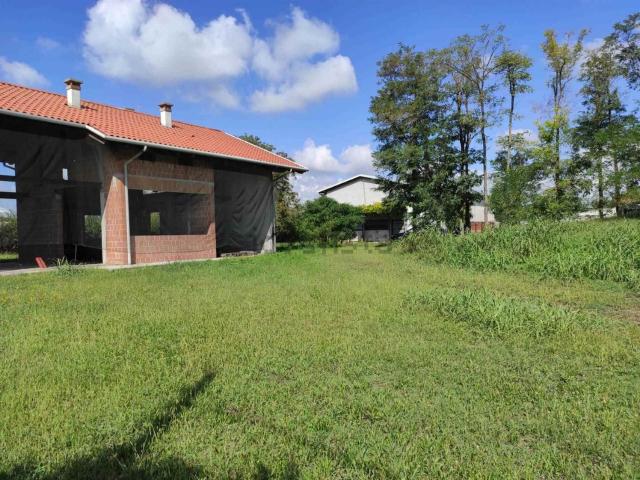 Villetta bifamiliare in vendita di 160 m² in Via Montiron