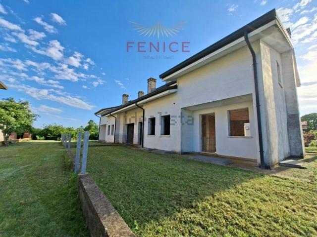 Villetta bifamiliare in vendita di 160 m² in Via Picciol