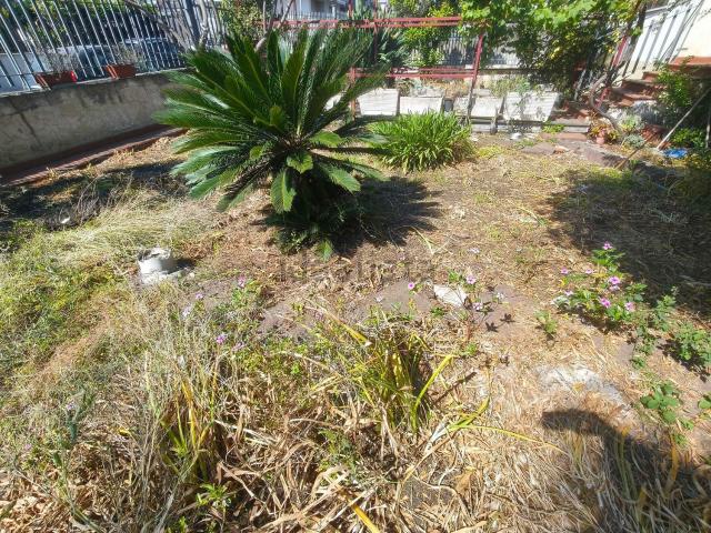 Villetta bifamiliare in vendita di 160 m² in Via Piersanti Mattarella