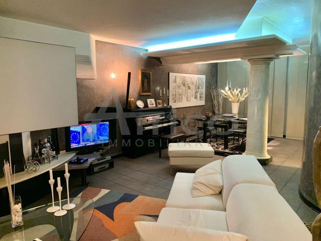 Villetta bifamiliare in vendita di 160 m² in Via Ponte della Roda