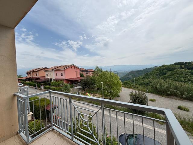 Villetta bifamiliare in vendita di 160 m² in Via Pulsano, 2