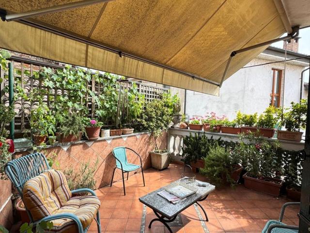 Villetta bifamiliare in vendita di 160 m² in Via Roma, 3