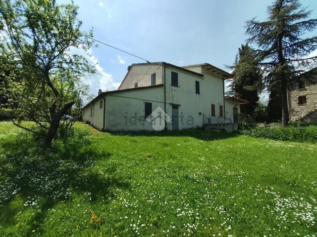 Villetta bifamiliare in vendita di 160 m² in Via Savignano di Rigo Aia Bella, 16