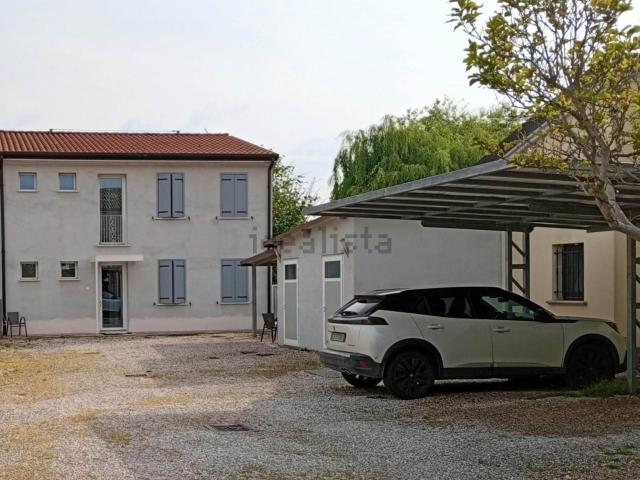 Villetta bifamiliare in vendita di 160 m²