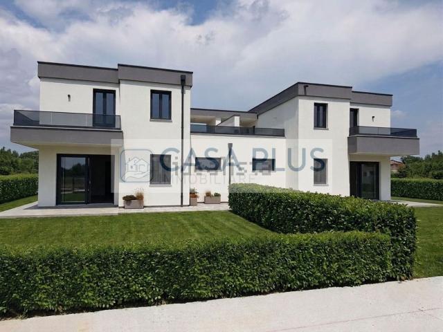 Villetta bifamiliare in vendita di 160 m²