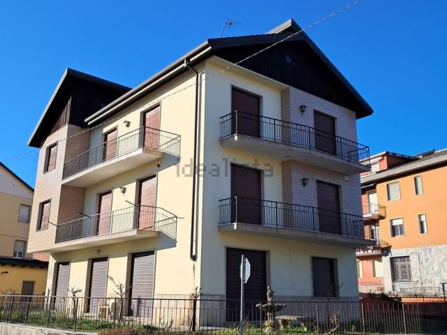 Villetta bifamiliare in vendita di 162 m² in Via Mogge, 1