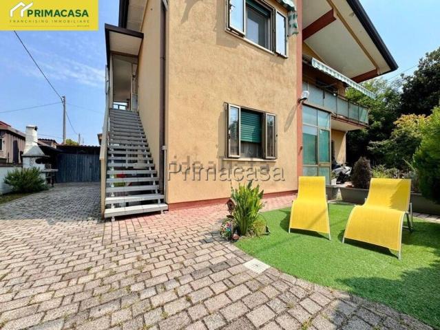 Villetta bifamiliare in vendita di 164 m² in Viale San Marco