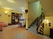 Villetta bifamiliare in vendita di 165 m² in Via Benedetto Croce, 22