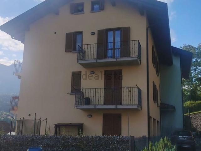 Villetta bifamiliare in vendita di 165 m² in Via Piazzo, 3