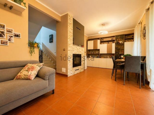 Villetta bifamiliare in vendita di 165 m²