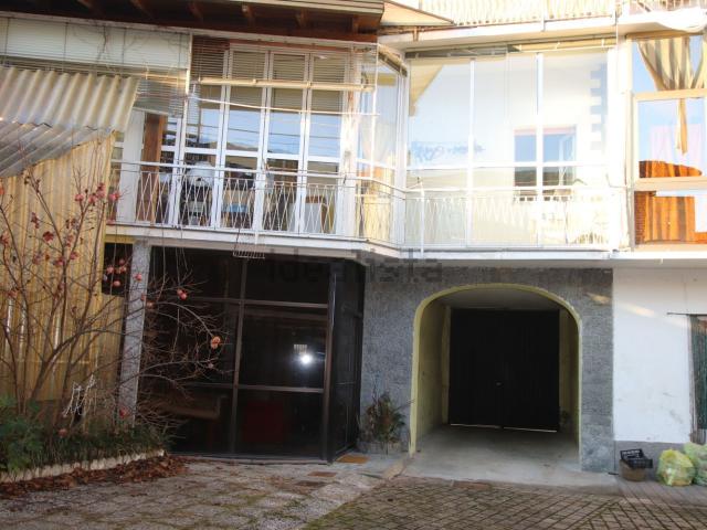 Villetta bifamiliare in vendita di 166 m² in Via Zoia, 6