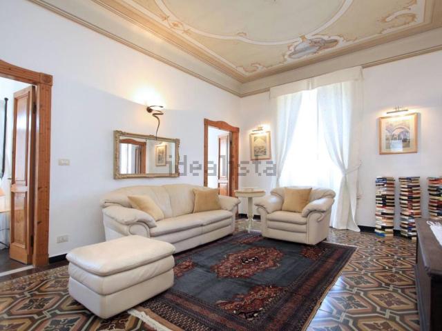 Villetta bifamiliare in vendita di 166 m² in Via Divisione Coduri, 10
