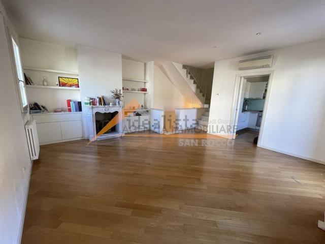 Villetta bifamiliare in vendita di 169 m²