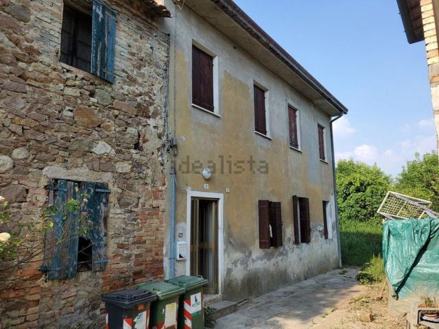 Villetta bifamiliare in vendita di 170 m² in Via Tramonte