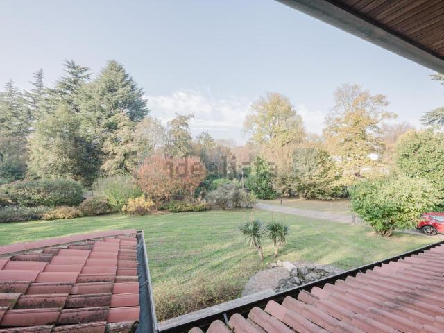 Villetta bifamiliare in vendita di 170 m² in Via Trezzo di Carpenedo