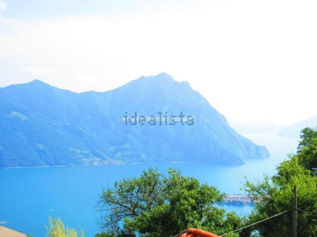 Villetta bifamiliare in vendita di 170 m² in Via Fiume