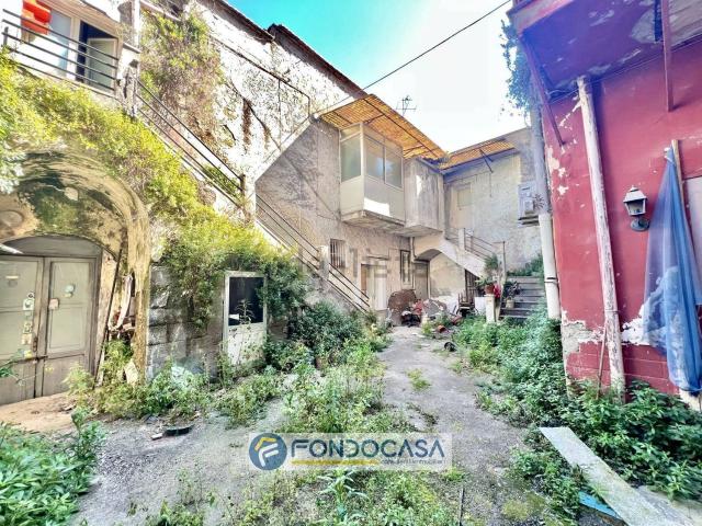 Villetta bifamiliare in vendita di 170 m² in Via Francesco Verde