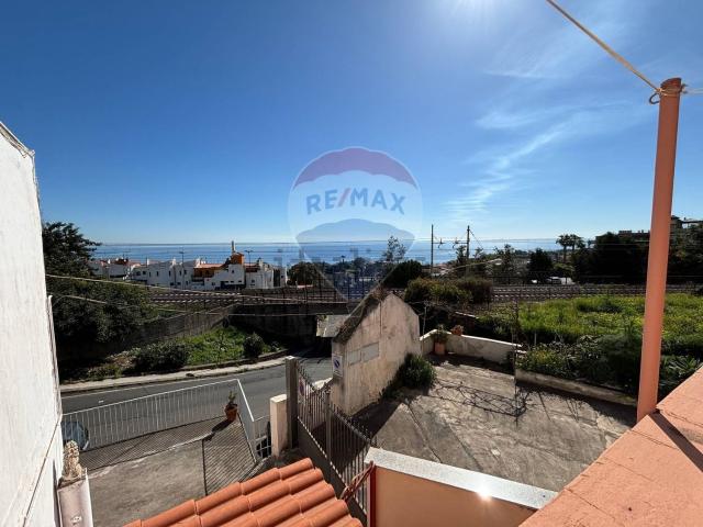 Villetta bifamiliare in vendita di 170 m² in Via Santa Caterina, 42