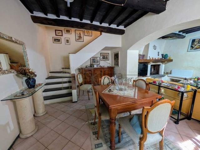 Villetta bifamiliare in vendita di 170 m²