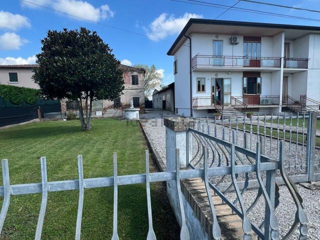 Villetta bifamiliare in vendita di 170 m²