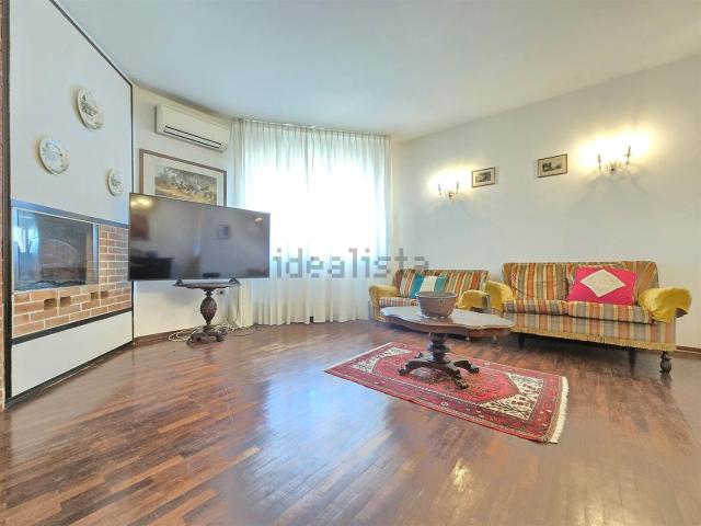 Villetta bifamiliare in vendita di 170 m²