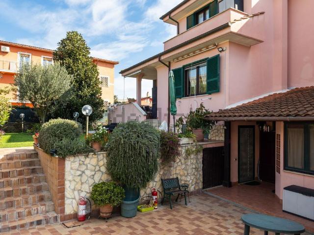 Villetta bifamiliare in vendita di 170 m²