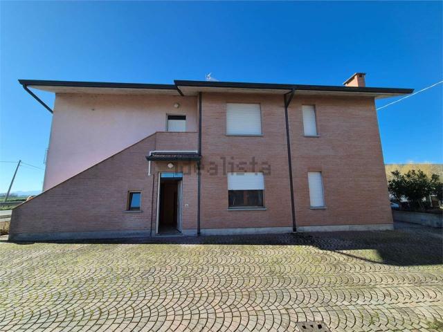 Villetta bifamiliare in vendita di 170 m²
