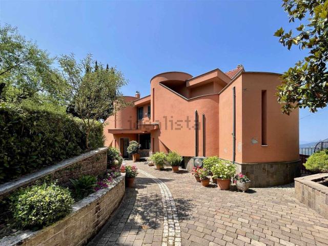 Villetta bifamiliare in vendita di 170 m²