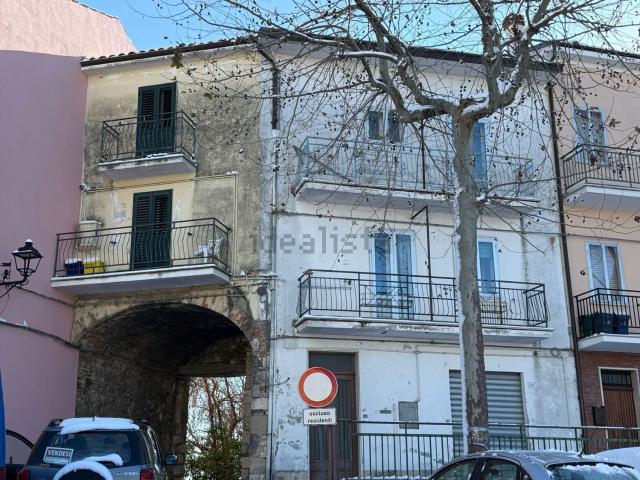 Villetta bifamiliare in vendita di 172 m² in Largo Giuseppe Garibaldi