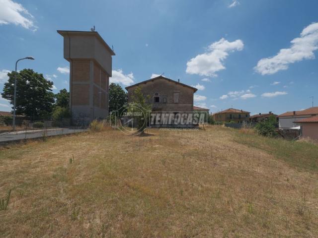 Villetta bifamiliare in vendita di 172 m² in Via Casale Ente Maremma