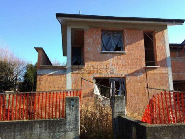 Villetta bifamiliare in vendita di 172 m² in Via Silvello