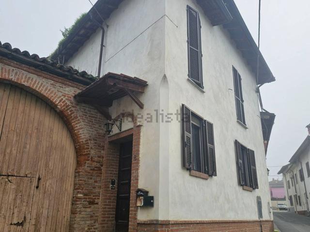 Villetta bifamiliare in vendita di 177 m² in Via G. Mantelli, 8