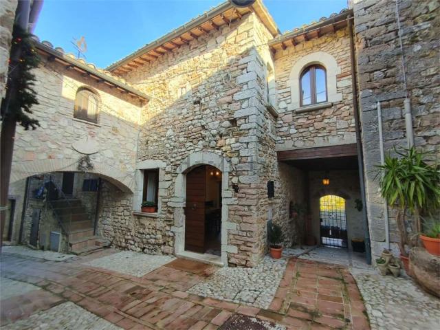 Villetta bifamiliare in vendita di 177 m²